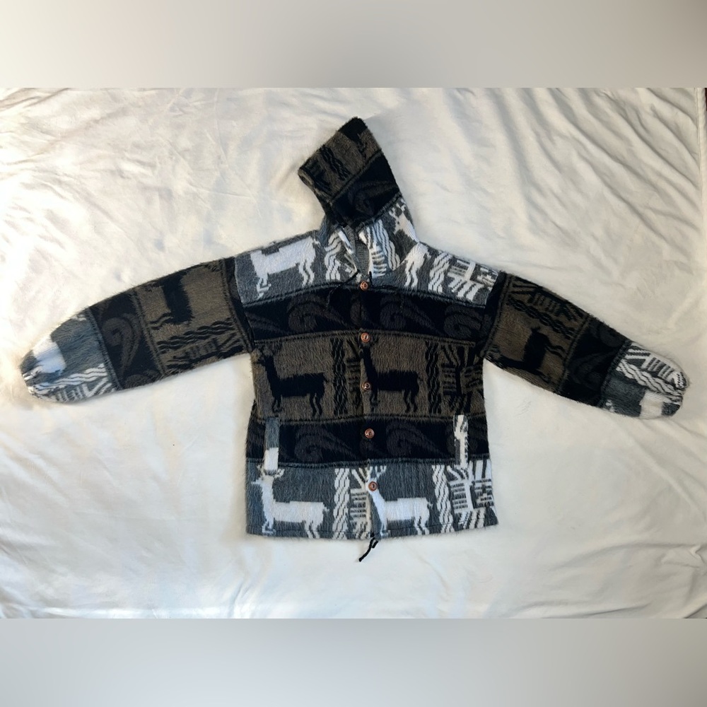 Artesanias Ramos Wool Hooded Sweater/Jacket